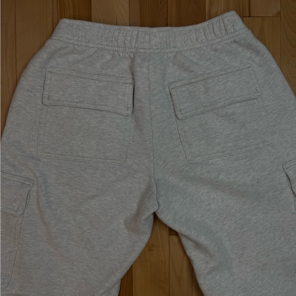Aritzia Light Gray Sweatfleece Pants - Picture 4 of 4